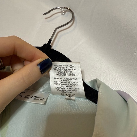 Secret Treasures mint button down Satin Floral Pj Top - Picture 5 of 6